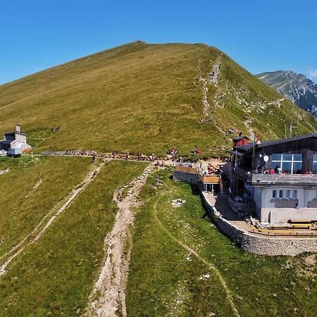 Rifugio Chierego - 1911M Hotel Brenzone sul Garda Bagian luar foto