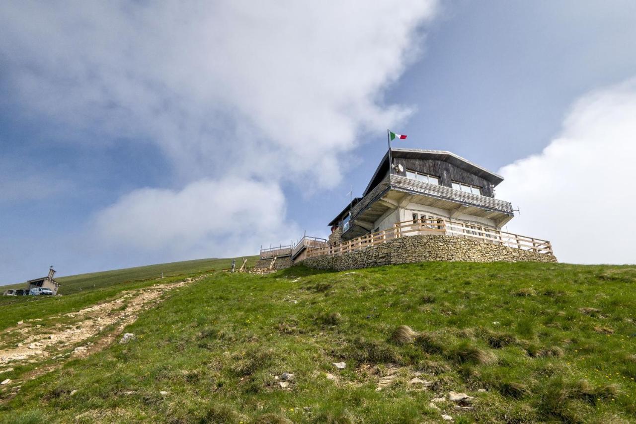 Rifugio Chierego - 1911M Hotel Brenzone sul Garda Bagian luar foto